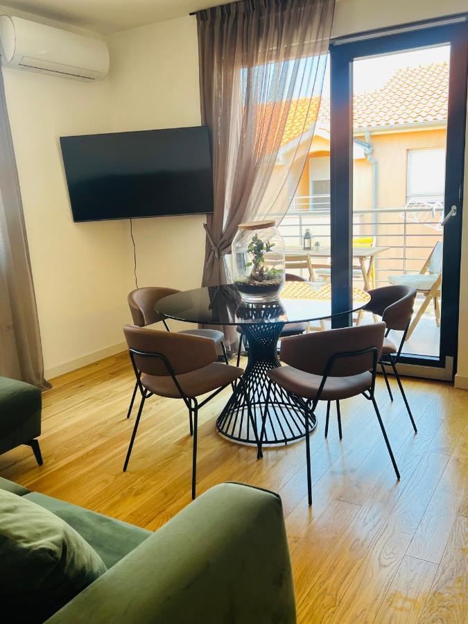 Apartment Klariss Zara Esterno foto